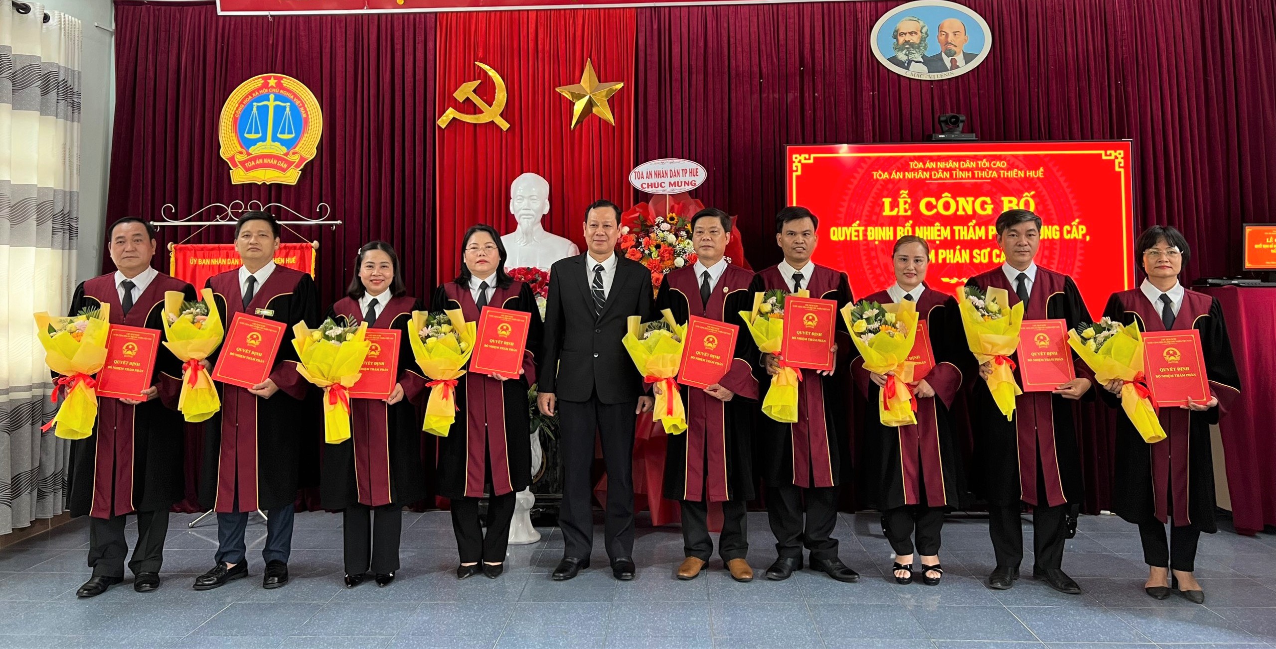 Công bố và trao quyết định bổ nhiệm Thẩm phán trung cấp, Thẩm phán sơ cấp