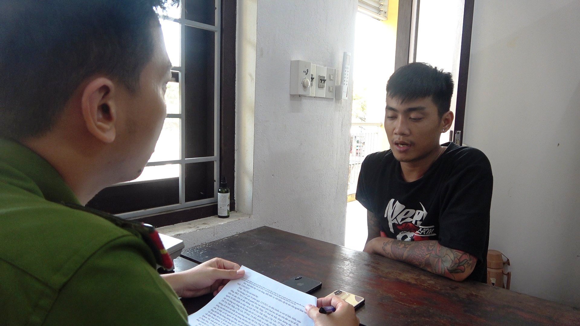 Bắt đối tượng trộm đêm