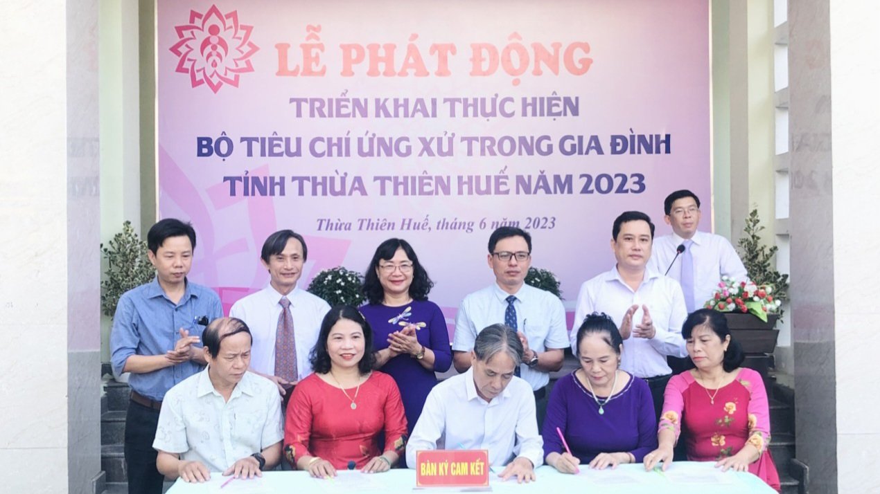 Phát động triển khai đăng ký thực hiện Bộ tiêu chí ứng xử trong gia đình