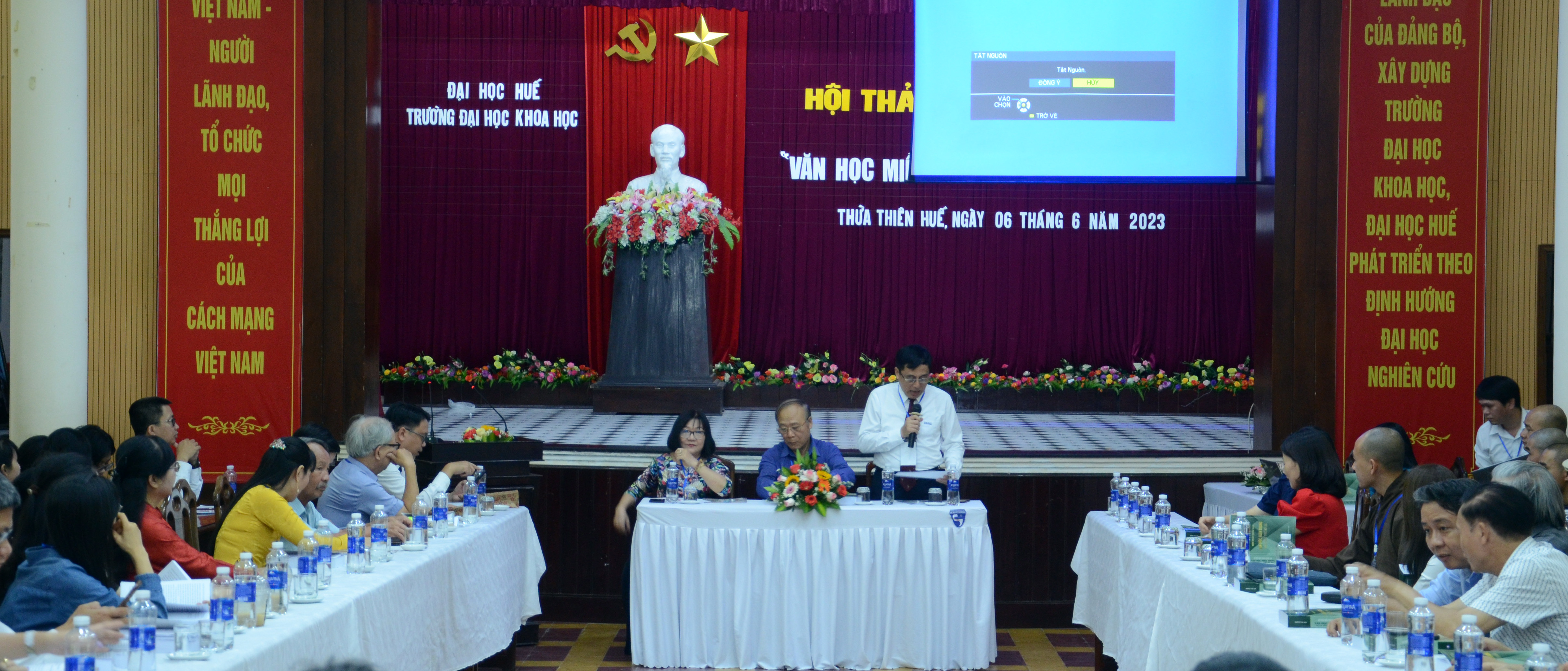 Đóng góp mới về văn học miền Trung buổi giao thời