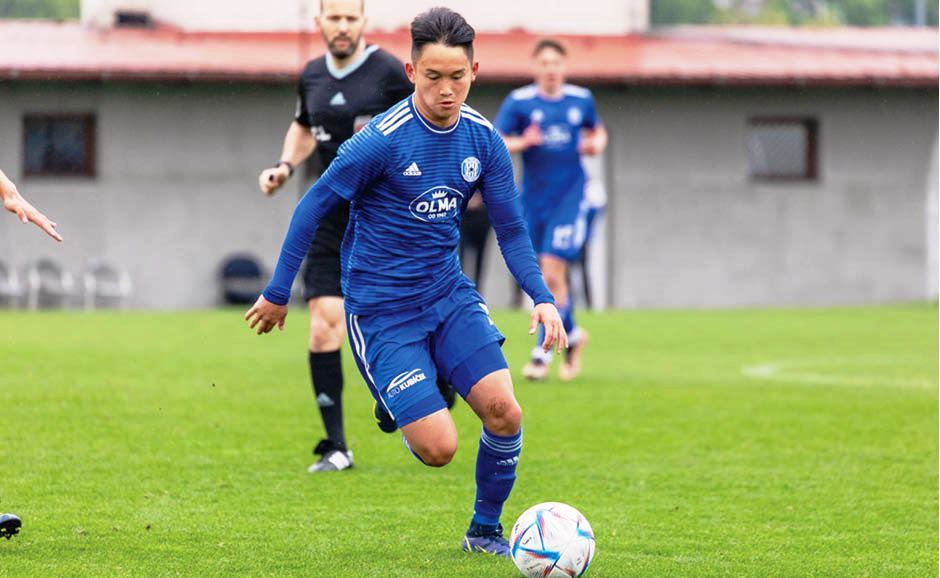 Săn tìm tài năng