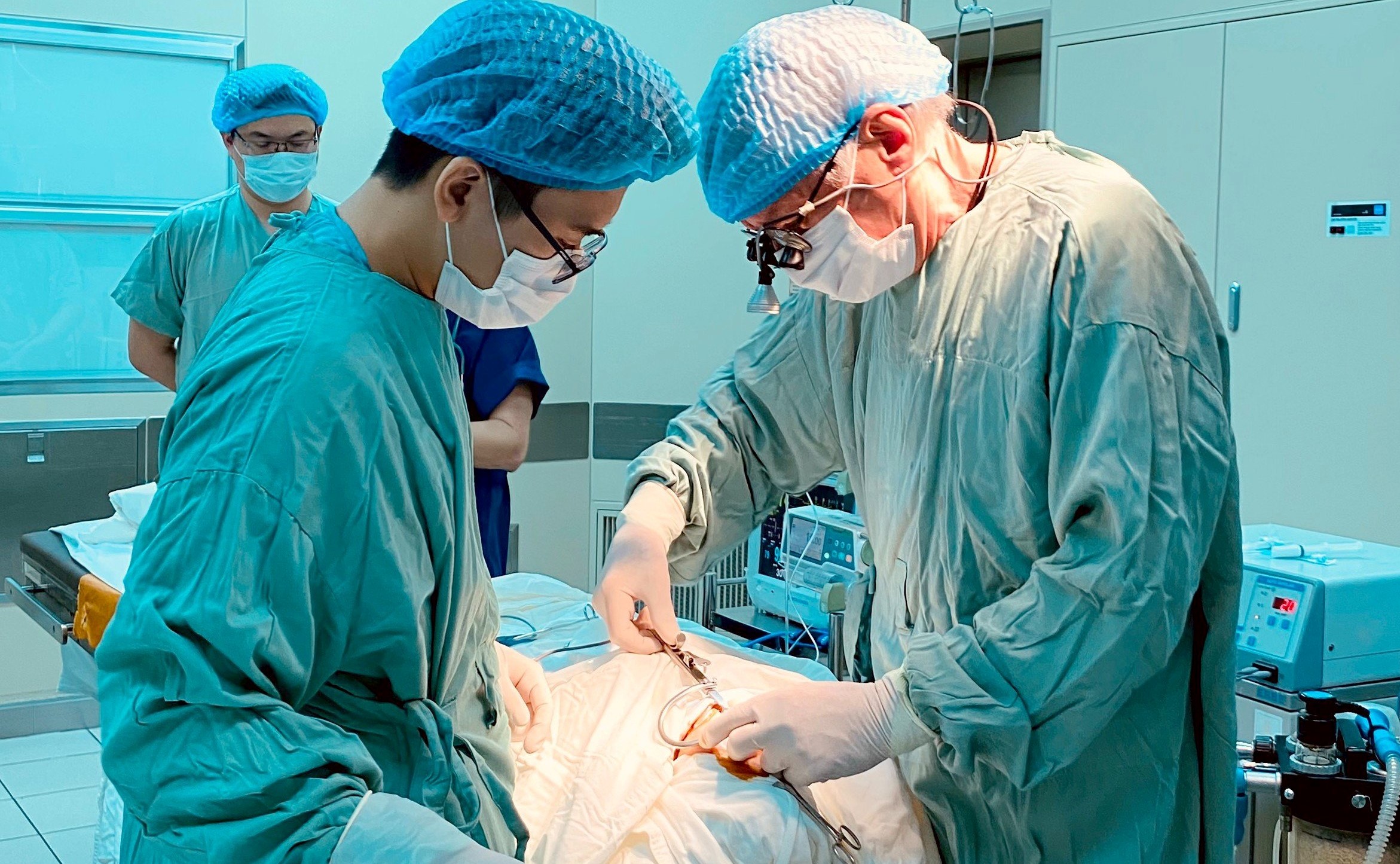 Khám và phẫu thuật miễn phí cho 100 trẻ hở môi - vòm miệng