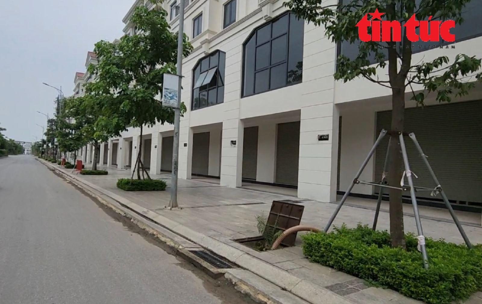 Cứu  các doanh nghiệp bất động sản đang  chới với