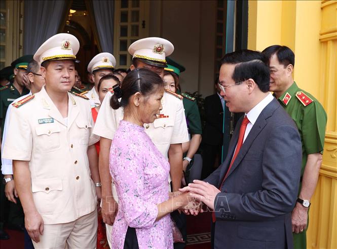 Chủ tịch nước gặp mặt các điển hình tiên tiến phòng, chống ma túy