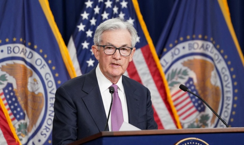 Xung quanh việc Fed giữ nguyên lãi suất sau 10 lần tăng liên tiếp