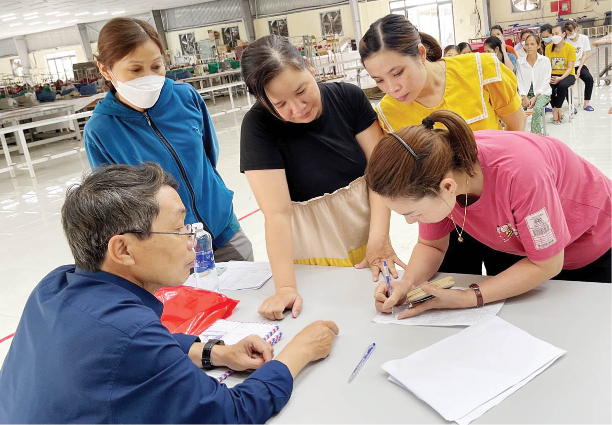 Động viên kịp thời