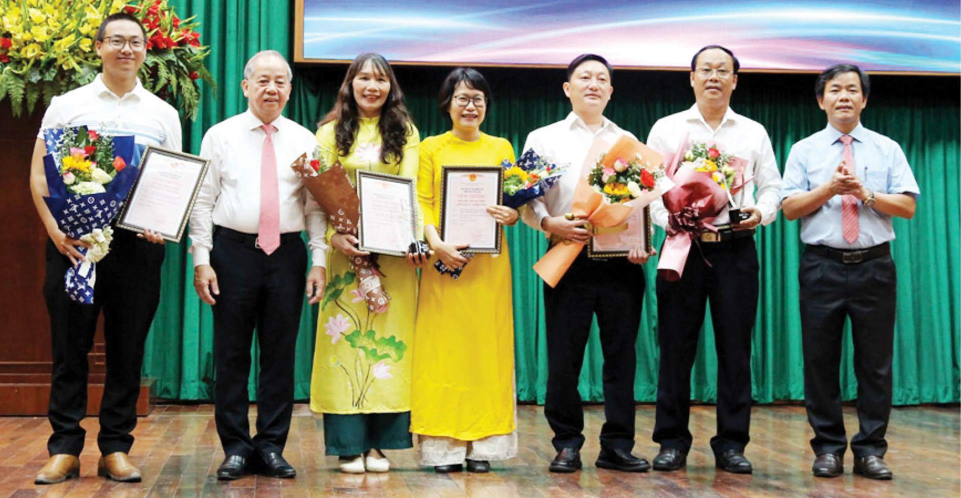 Nhớ một thời, “Những việc cần làm ngay”