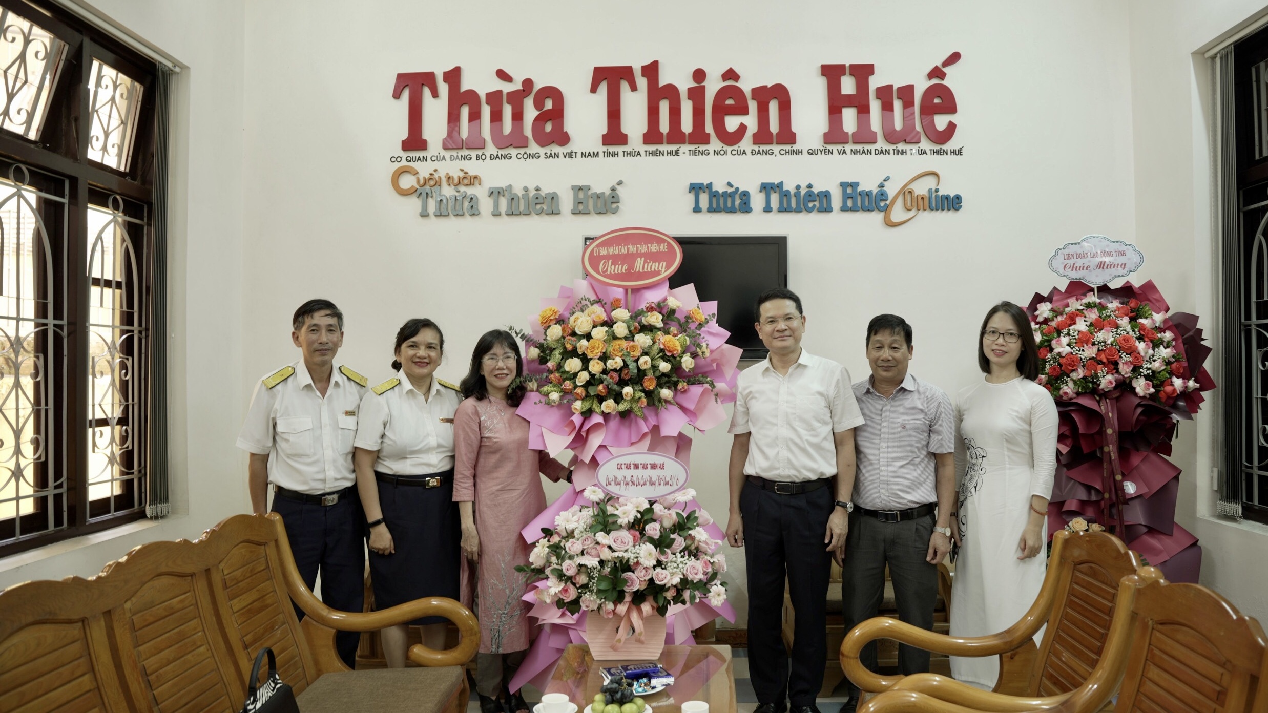 Lãnh đạo tỉnh thăm, chúc mừng các cơ quan báo chí