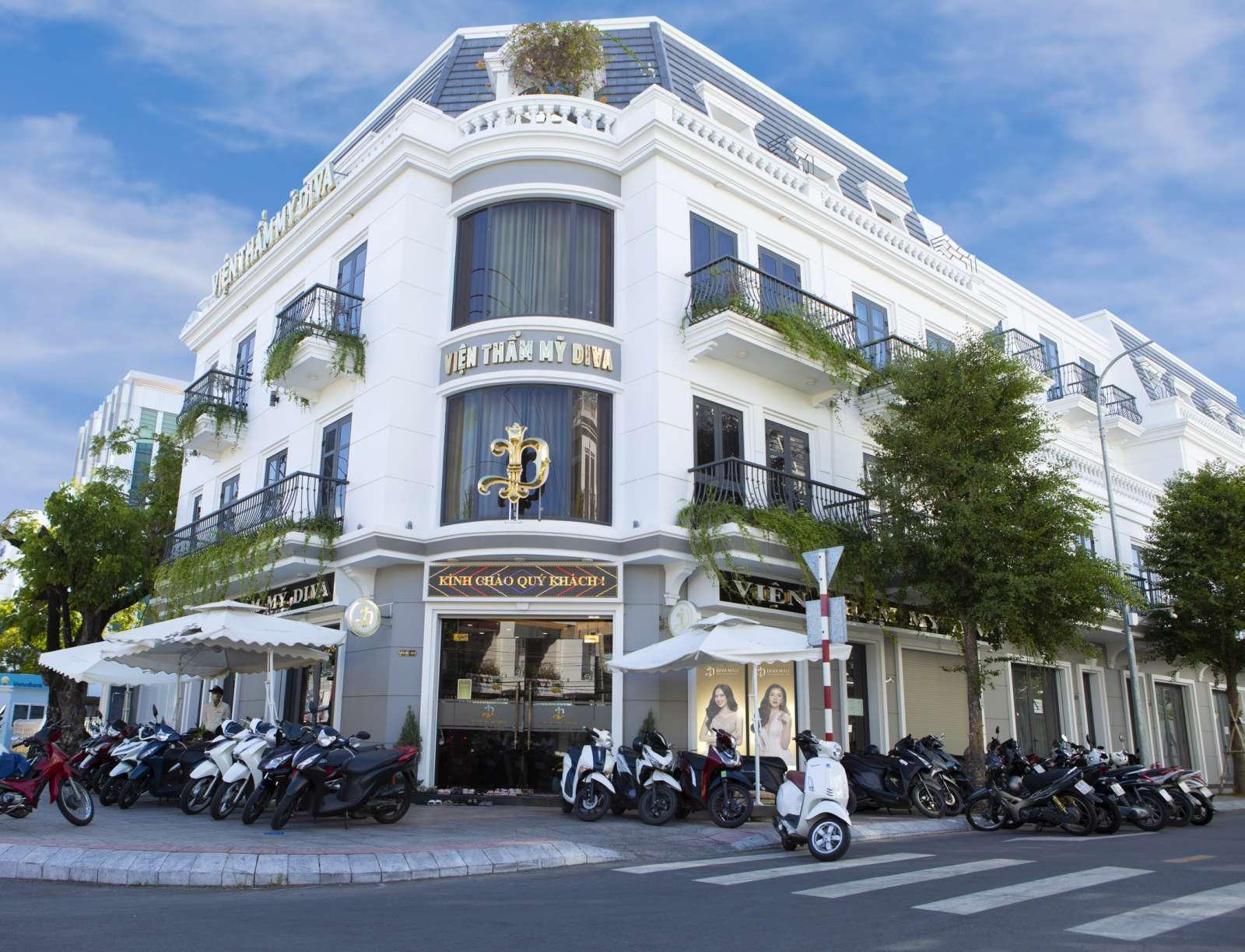 Thẩm mỹ viện DIVA - Địa chỉ điêu khắc chân mày đẹp tự nhiên, Hot Trend