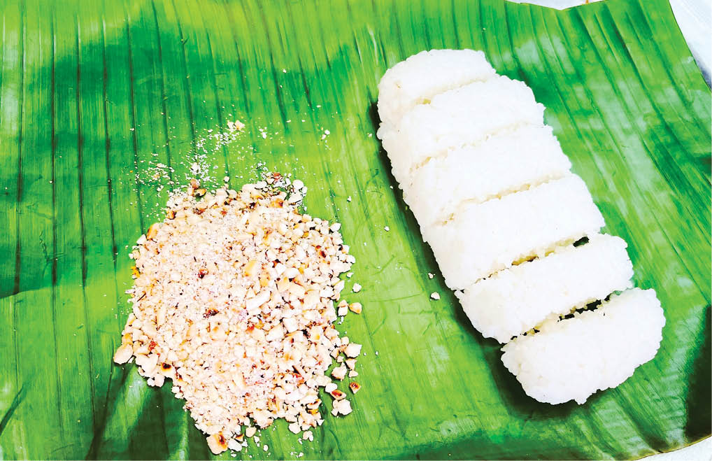 Cơm nắm của mẹ