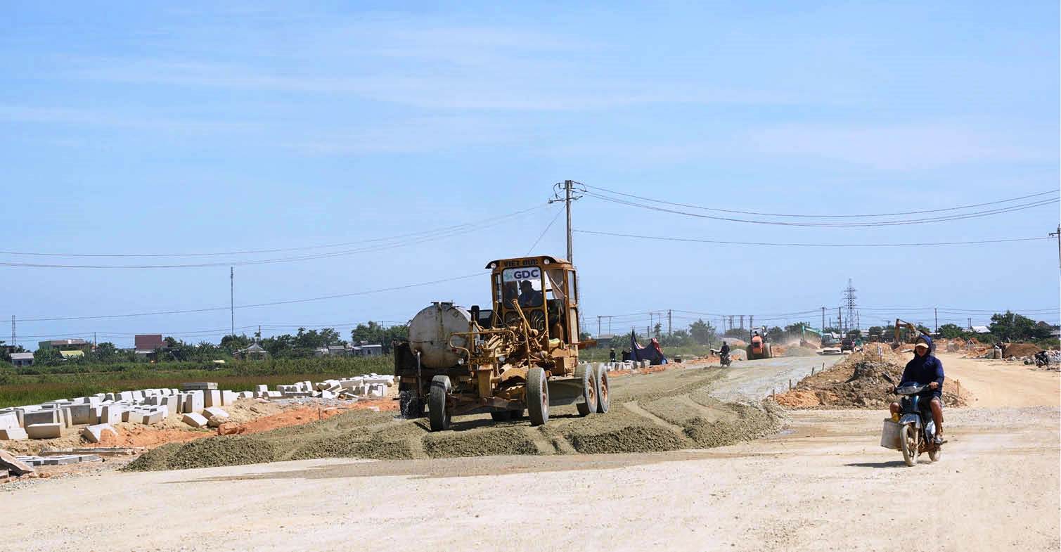 Để đầu tư công thúc đẩy phát triển kinh tế - xã hội