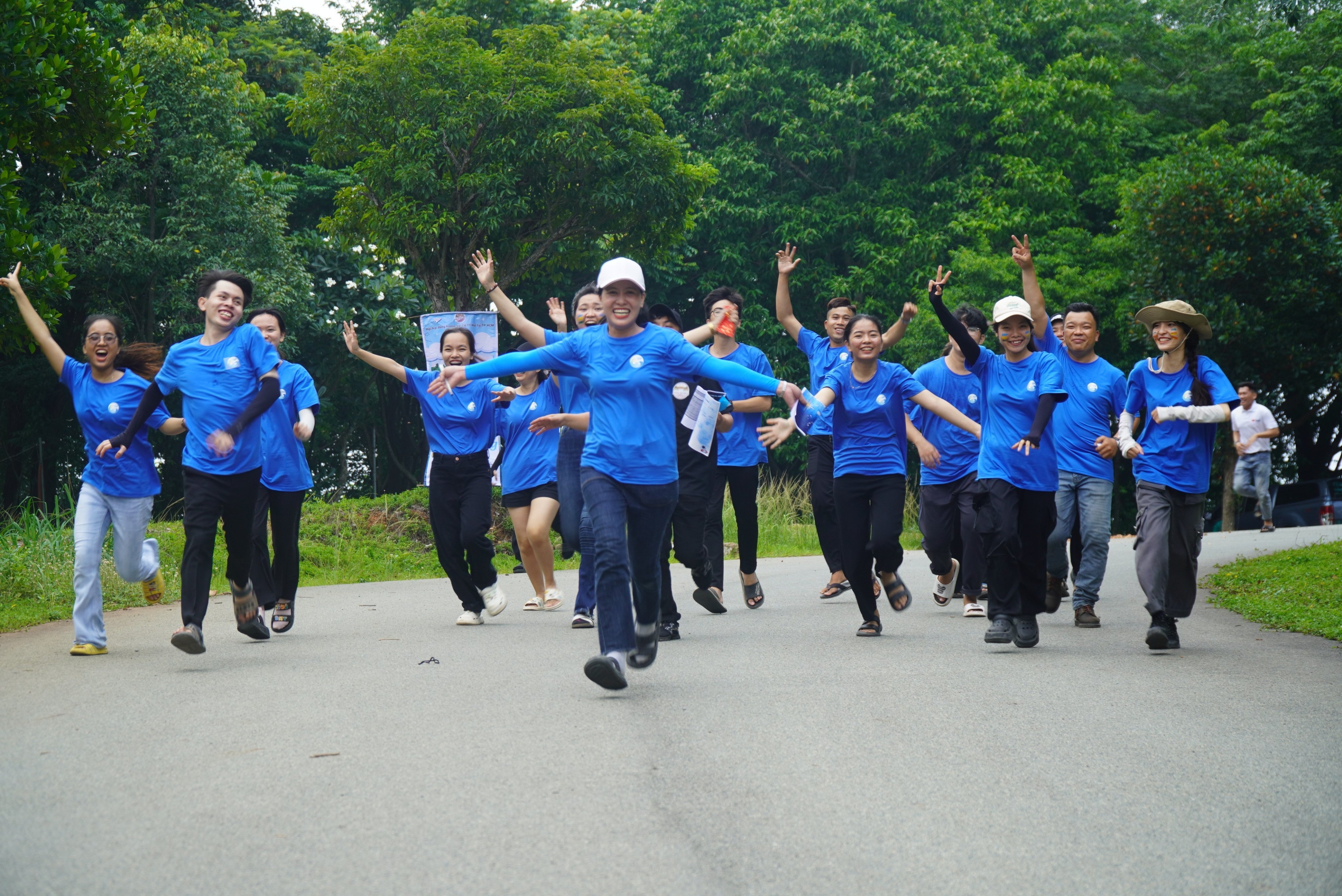 Hơn 300 bạn trẻ tham gia hội trại truyền thống đồng hương Huế tại TP Hồ Chí Minh