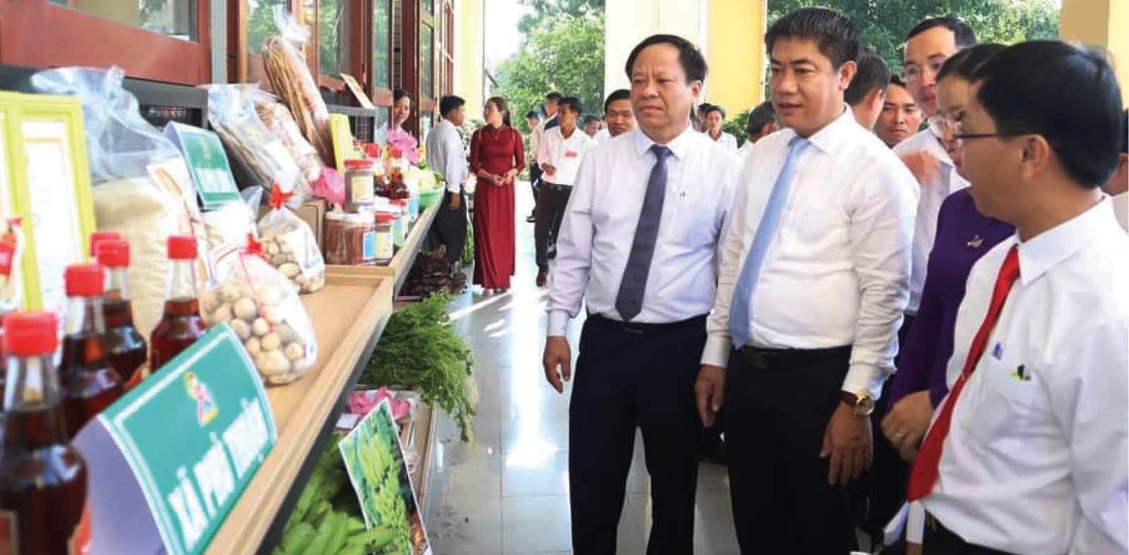 Đóng góp phát triển kinh tế, xây dựng nông thôn mới