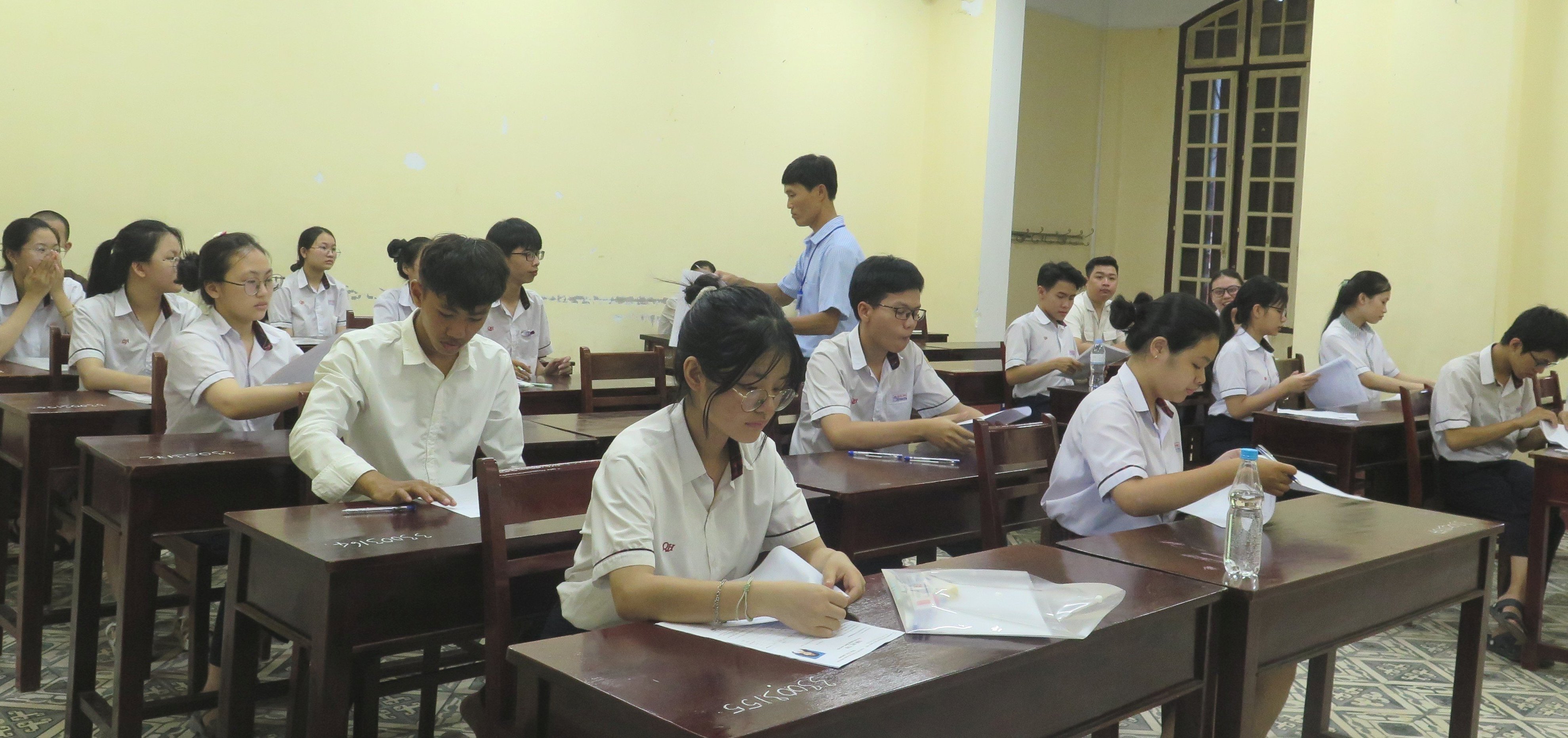 Kỳ thi tốt nghiệp THPT 2023 diễn ra an toàn, nghiêm túc