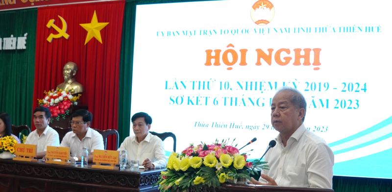 Nâng cao năng lực công tác của cán bộ mặt trận