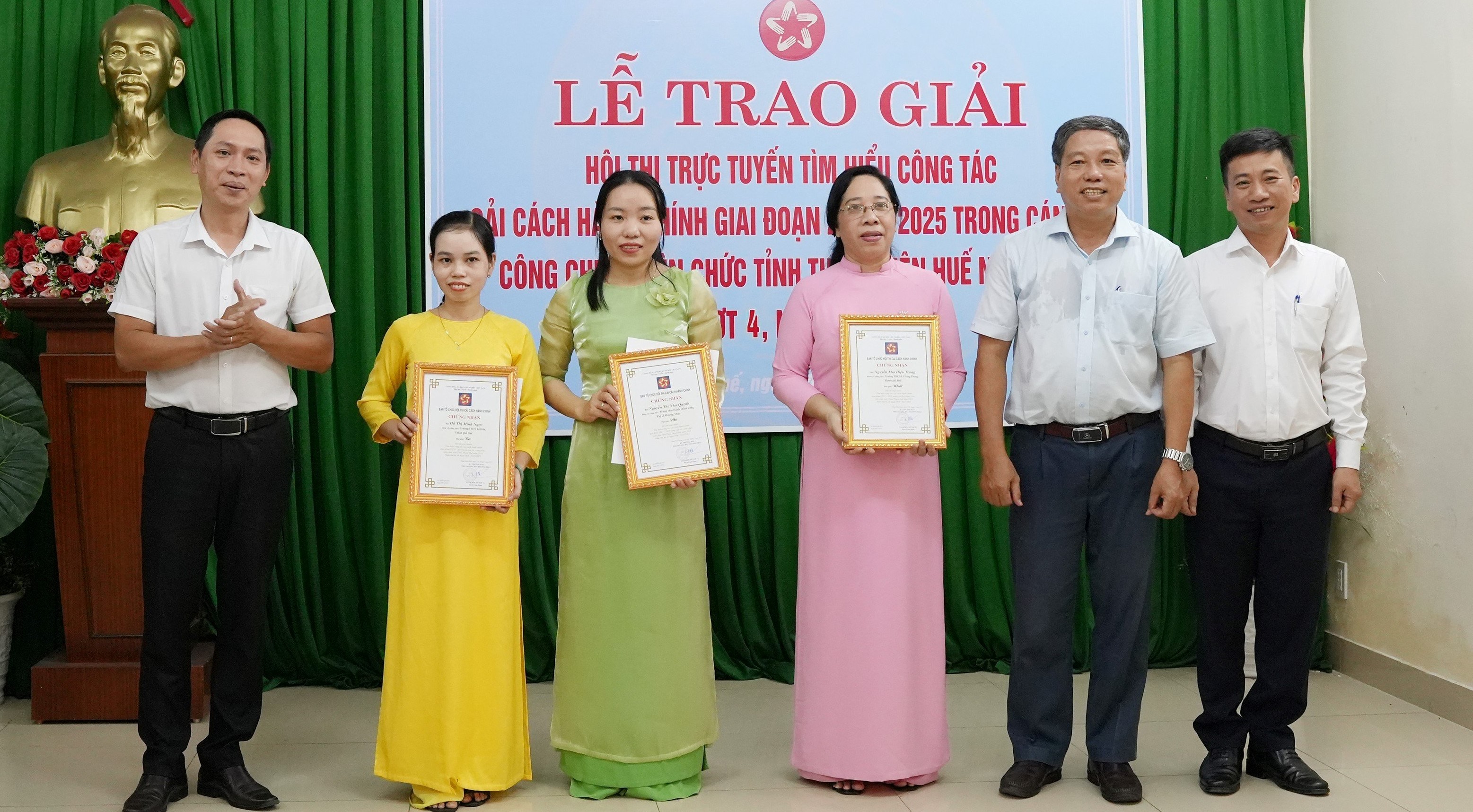 Trao giải tuần cuối hội thi cải cách hành chính