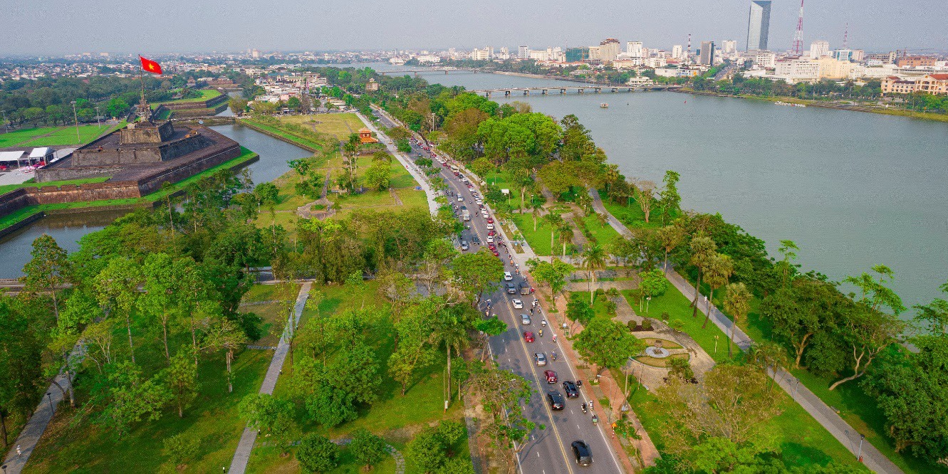 Đoàn Caravan Thái Lan với 19 xe ô tô sẽ đến Huế