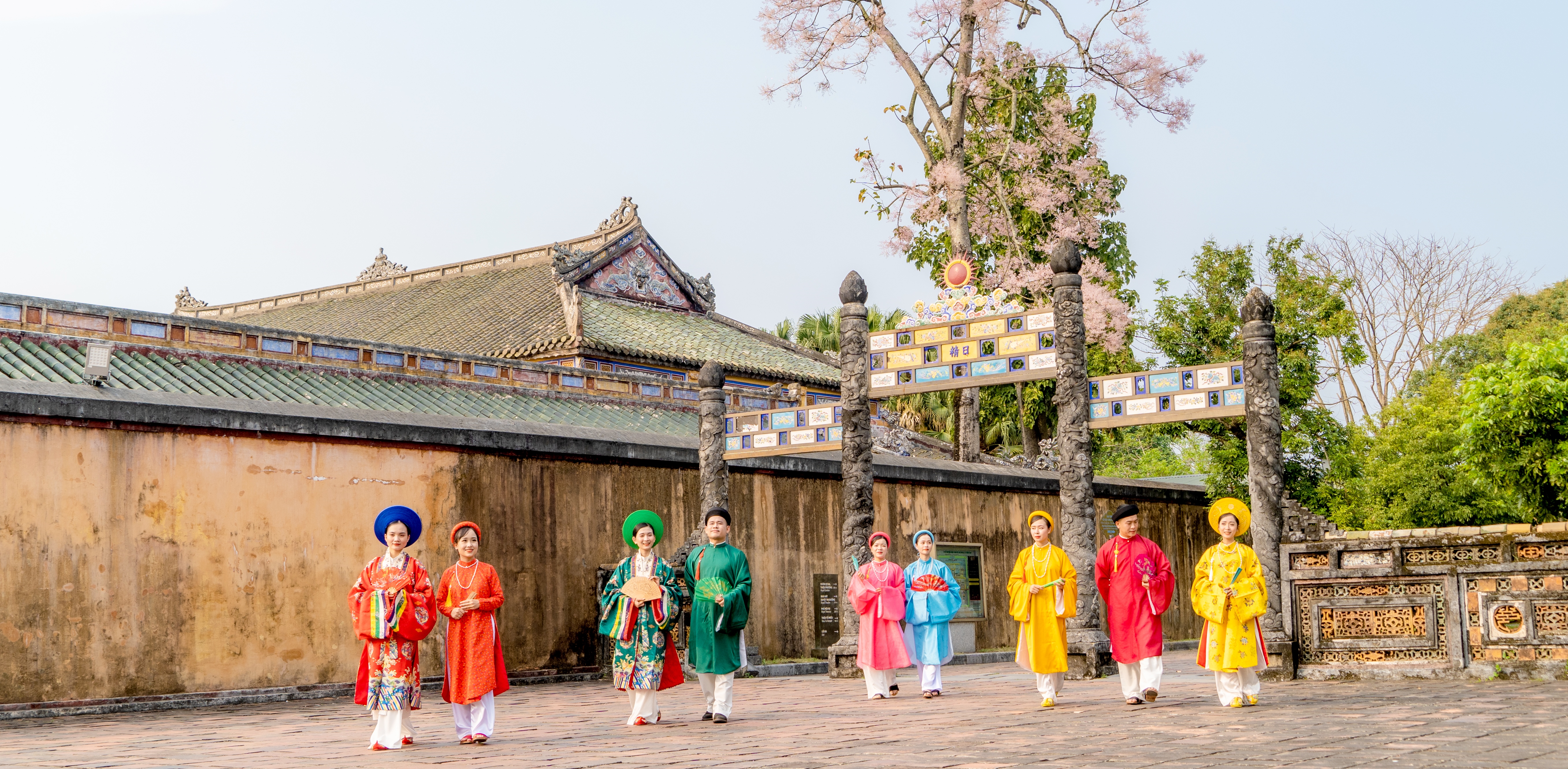 Áo dài Huế, ký ức vàng son