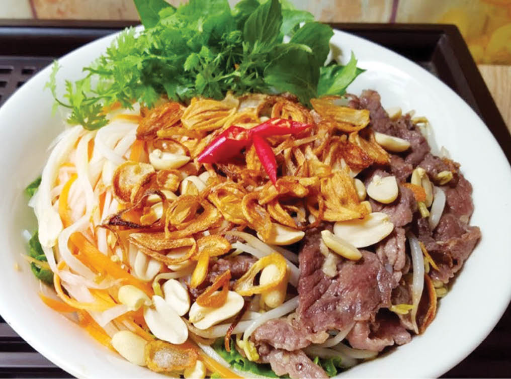 “Lăn tăn, liu tiu” như bún trộn Huế