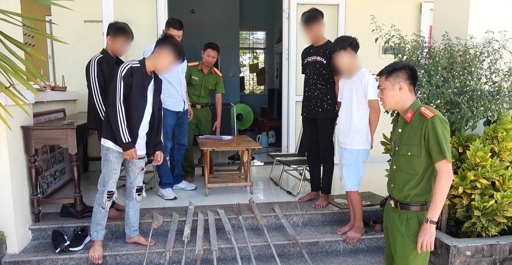 Lại xảy ra tình trạng giải quyết mâu thuẫn bằng dao, kiếm