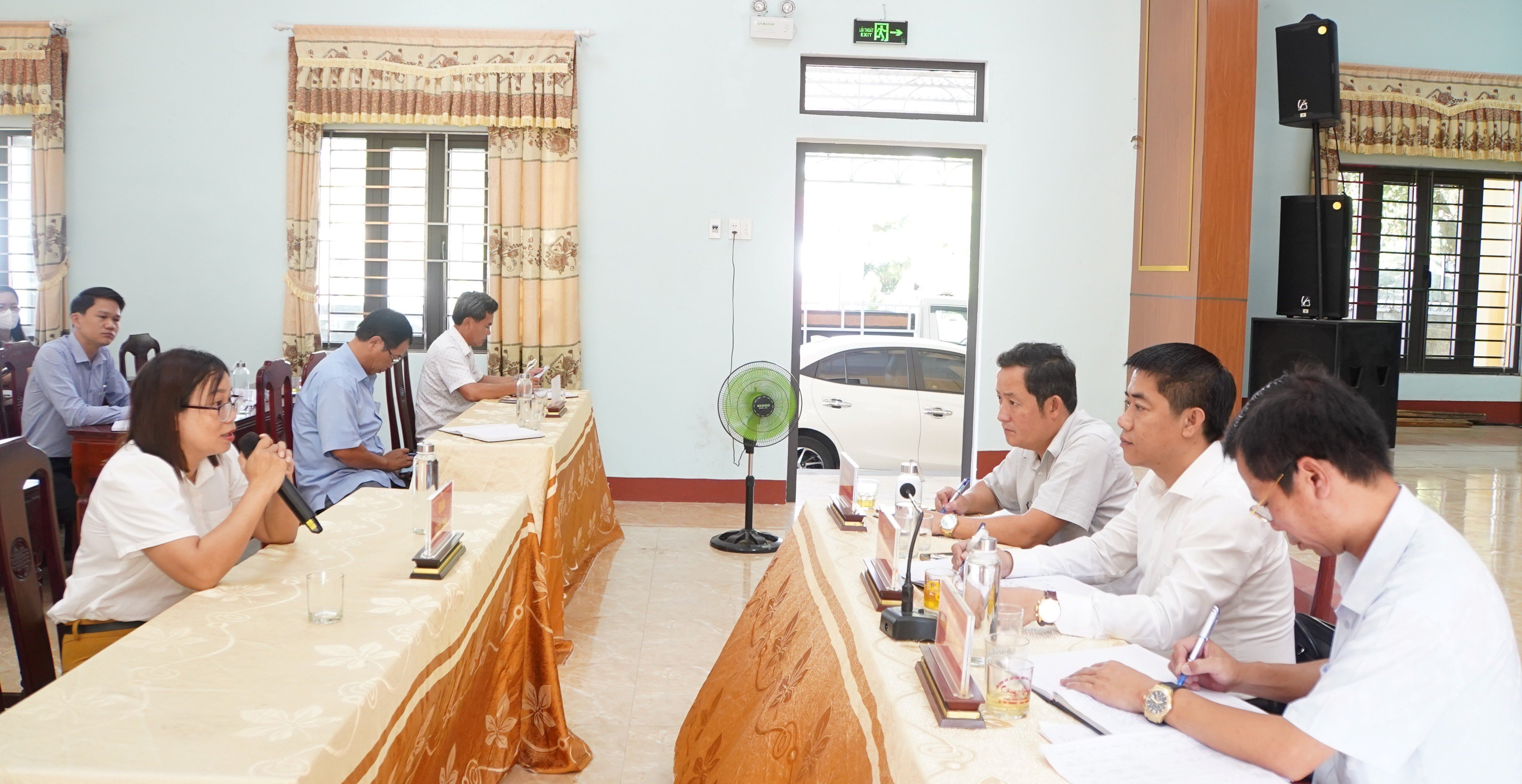 Đề nghị sửa chữa nâng cấp một số tuyến đường bê tông giao thông nông thôn