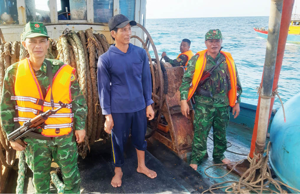 Đóng góp bảo vệ an ninh trật tự khu vực biên giới