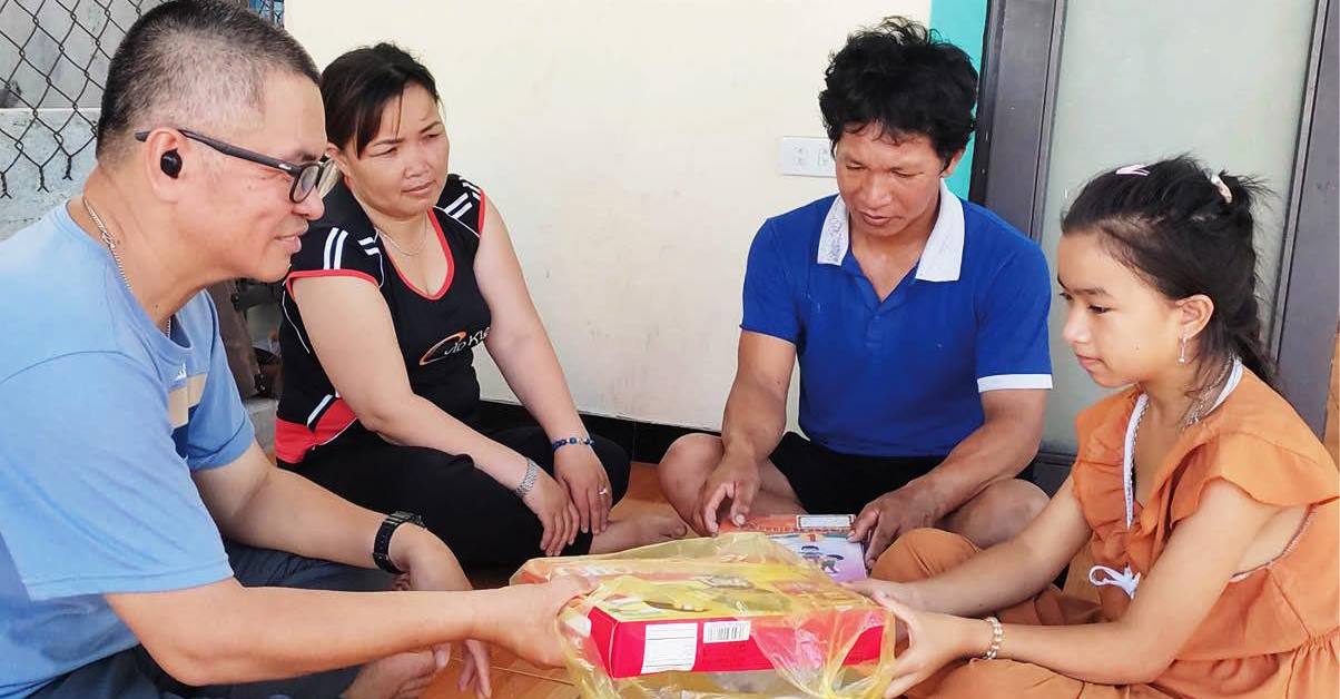 Viết tiếp yêu thương