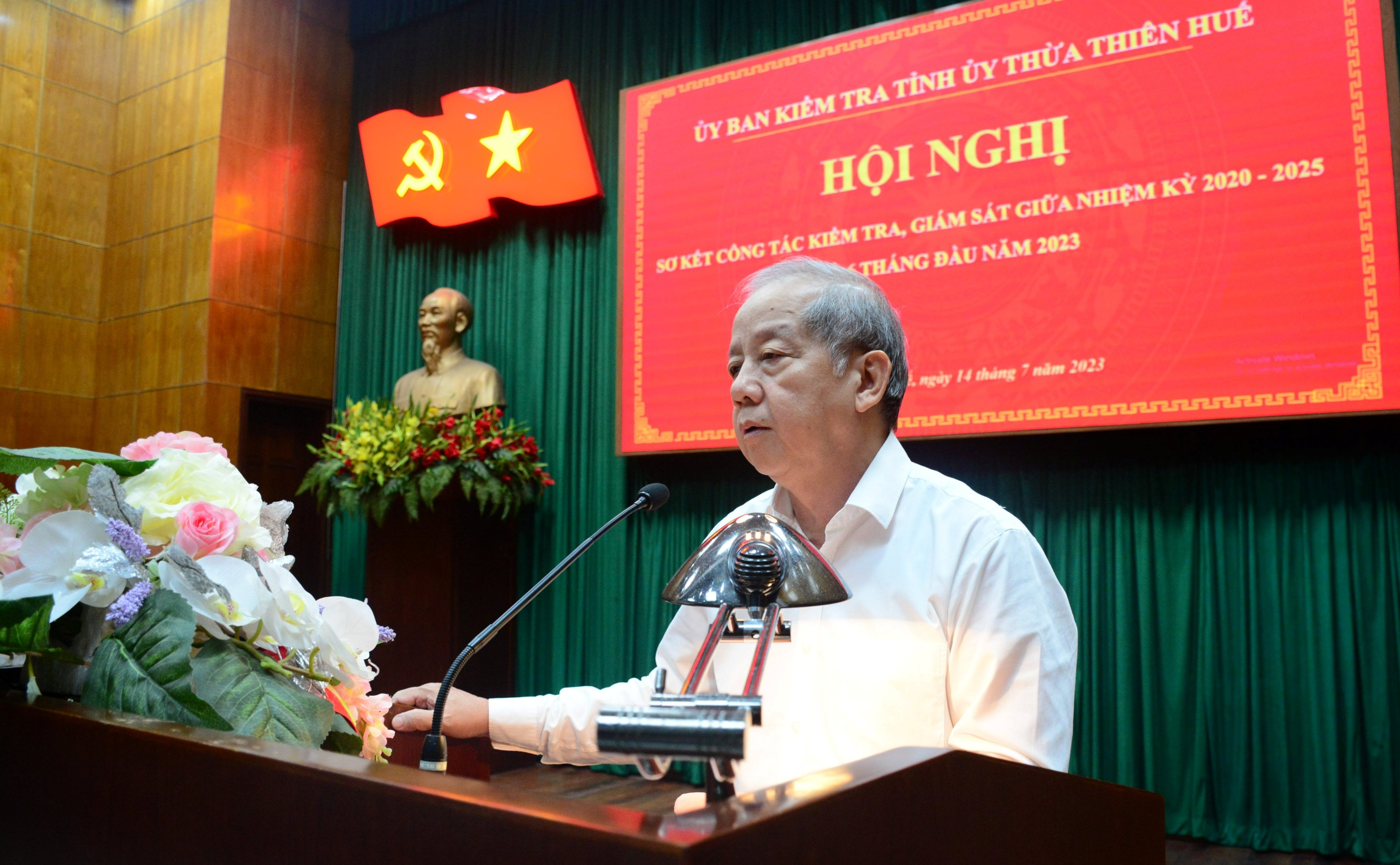 Chú trọng hơn nữa việc tự kiểm tra, giám sát trong mỗi tổ chức Đảng