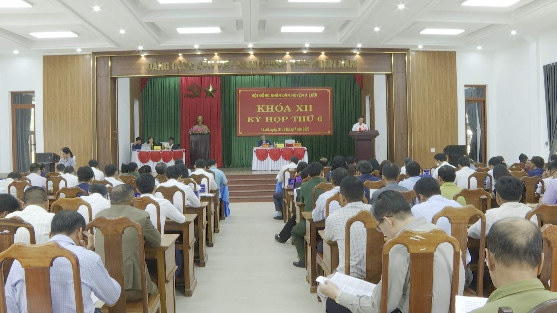 A Lưới Thông qua Nghị quyết về điều chỉnh đồ án Quy hoạch chung đô thị mở rộng