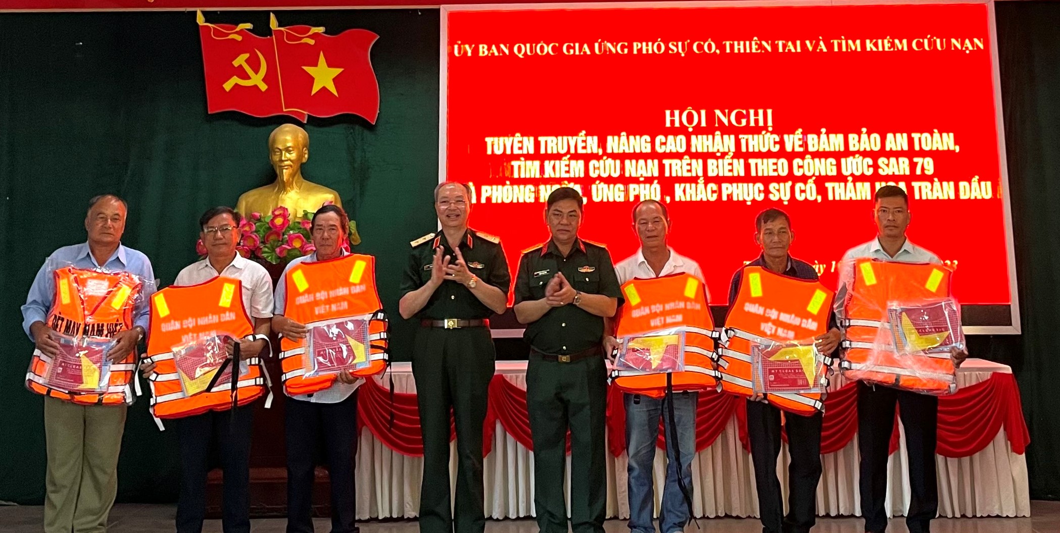 Tuyên truyền pháp luật liên quan về tìm kiếm cứu nạn trên biển