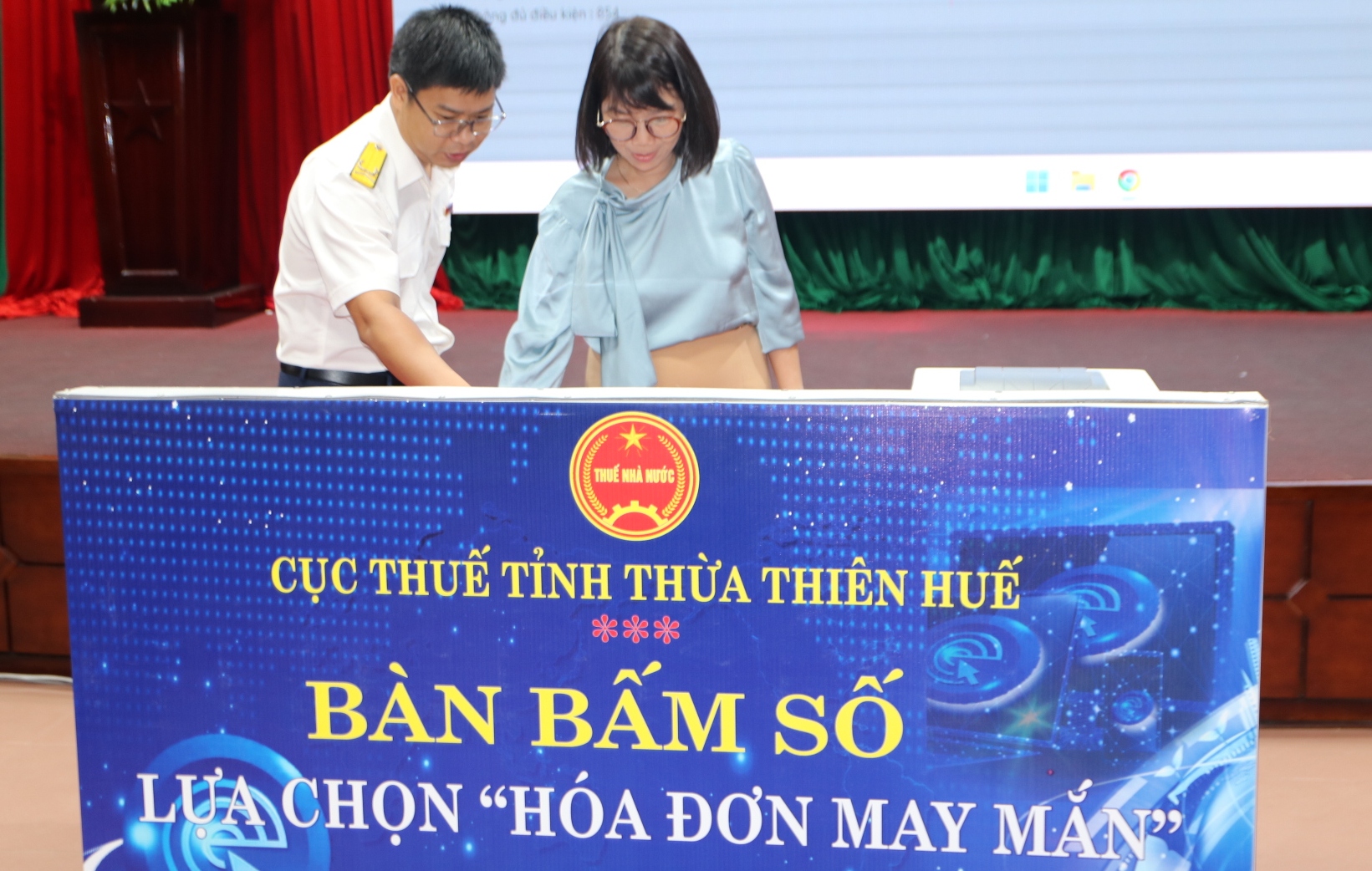 15 hóa đơn mua hàng may mắn trúng thưởng