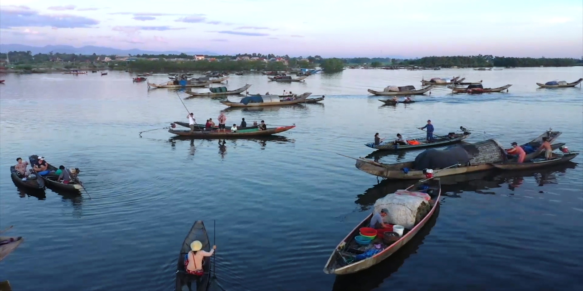 Bản tin kinh tế ngày 22 7