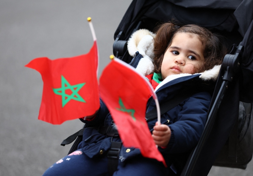 Ứng viên vô địch “ra oai”