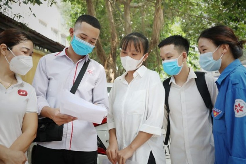 Tuyển sinh đại học 2023 Bí quyết để không “sập bẫy” điểm sàn