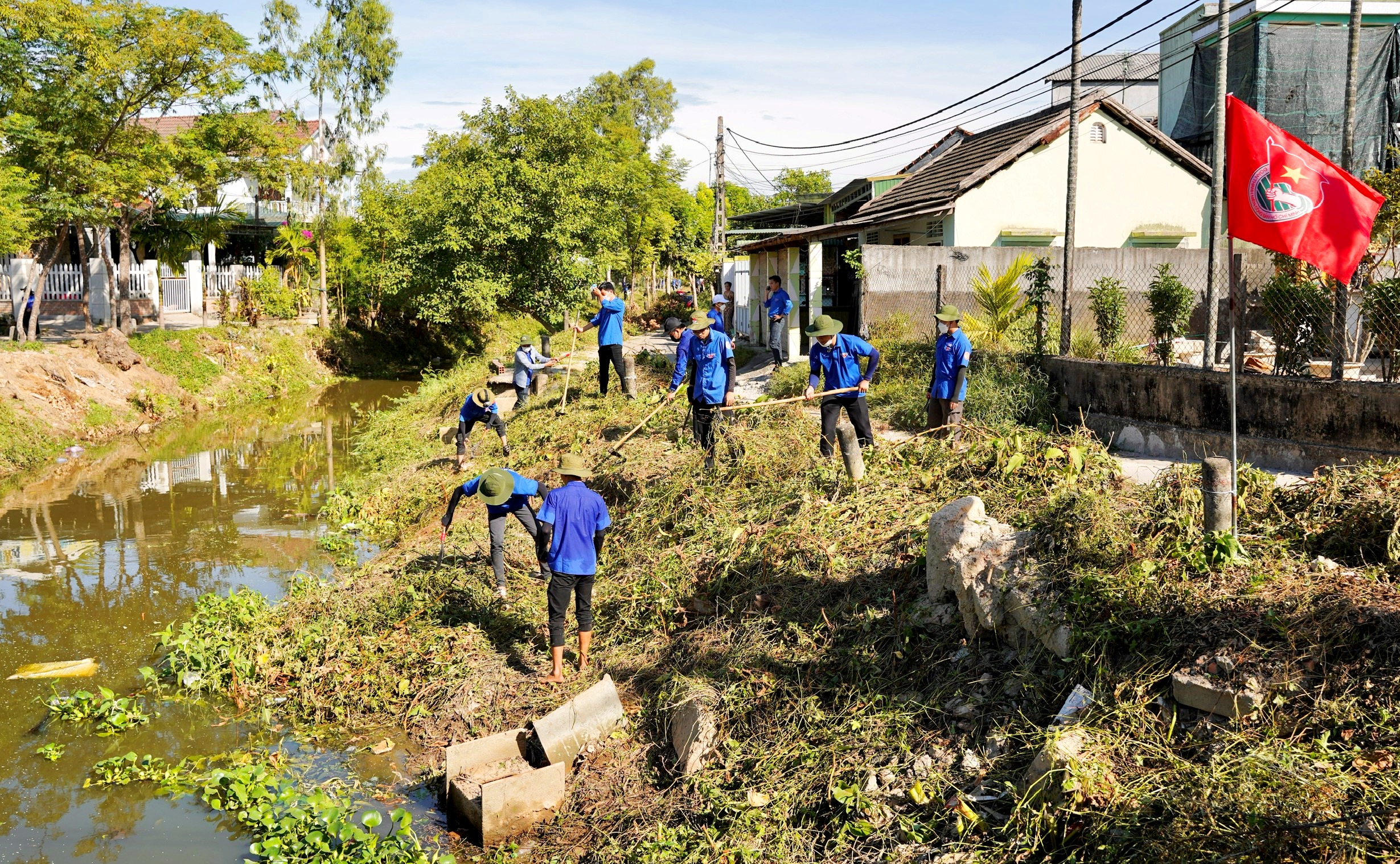 Tuổi trẻ Hương Thủy tiếp tục lan tỏa “Ngày Chủ nhật xanh”