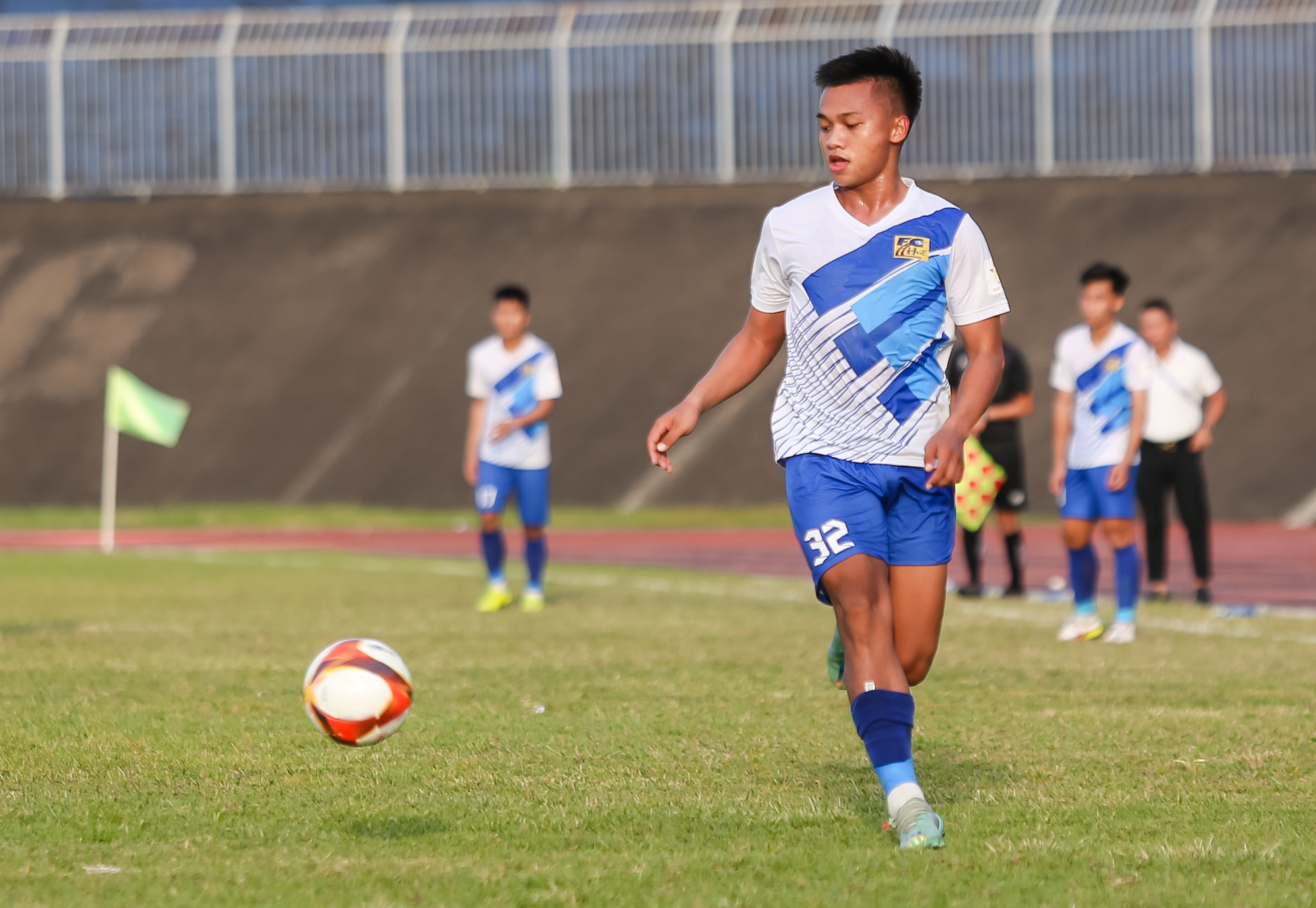 Cảm nhận sức ép xuống hạng