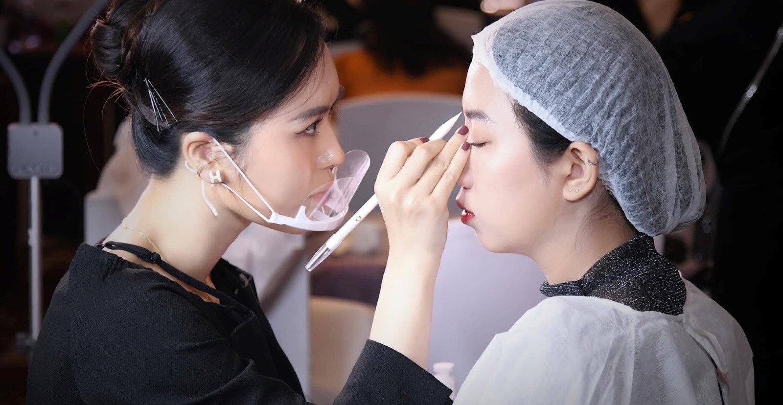 Cơ hội khởi nghiệp đổi đời khi học phun xăm thẩm mỹ