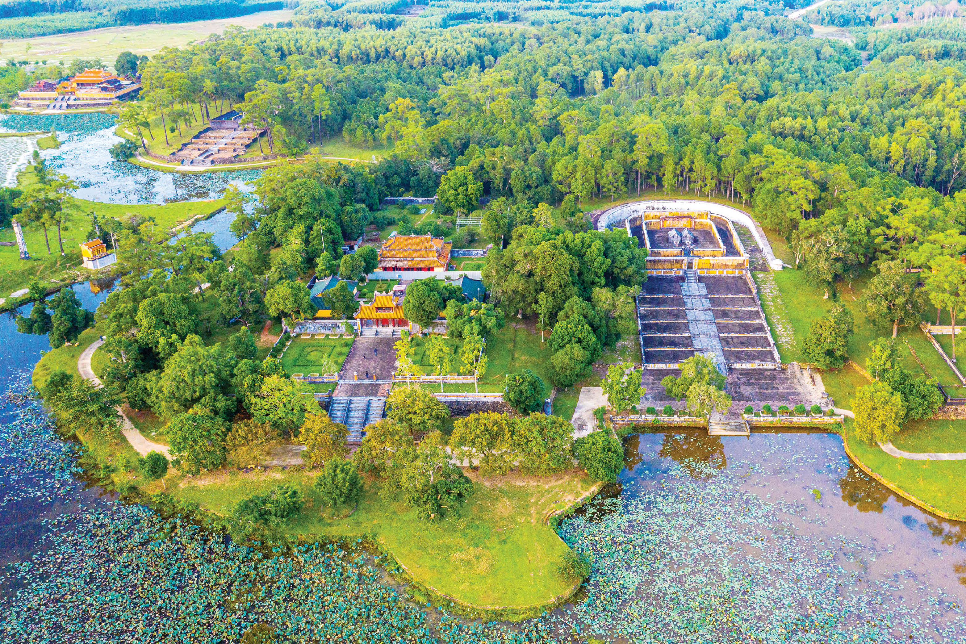 “Bức tranh trác tuyệt” đầu dòng Hương