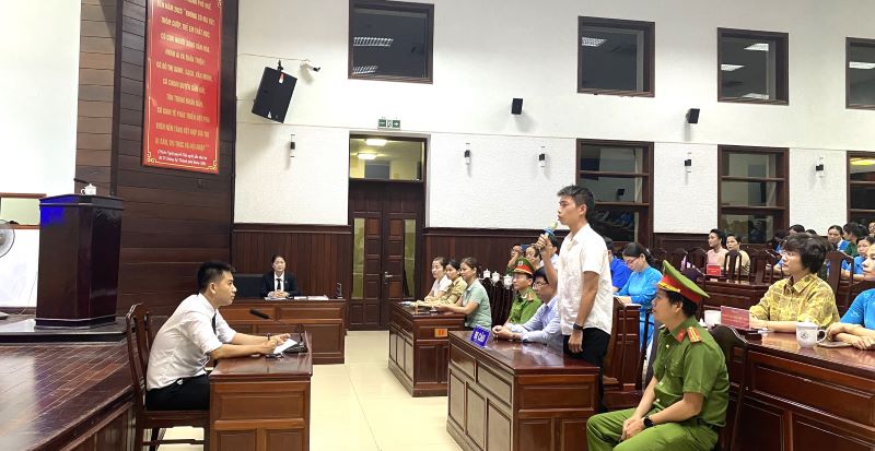 Nâng cao ý thức chấp hành Luật giao thông cho người trẻ