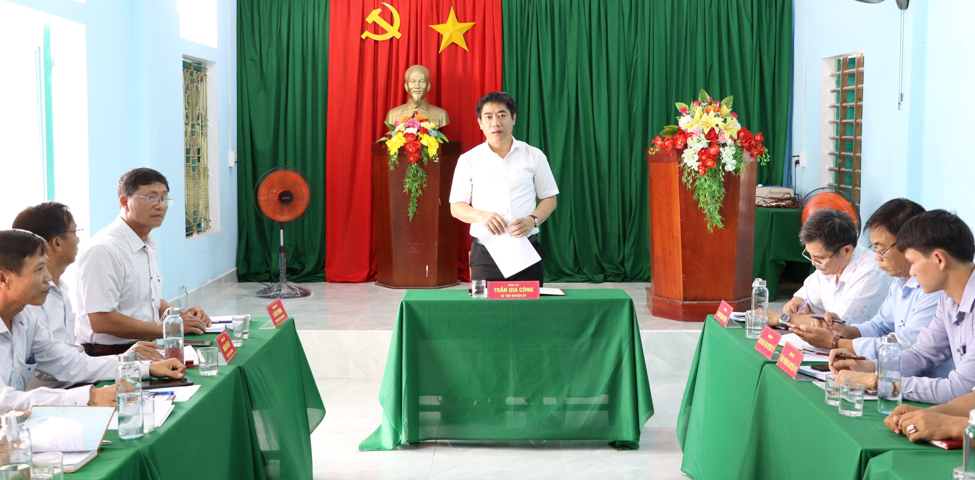 Chung tay sớm đưa Phú Diên đạt chuẩn nông thôn mới