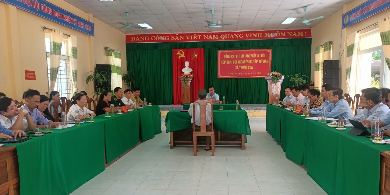 A Lưới tiếp công dân định kỳ tại xã Trung Sơn