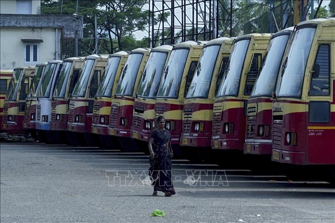 Ấn Độ phê duyệt kế hoạch 7 tỷ USD điện khí hóa giao thông công cộng