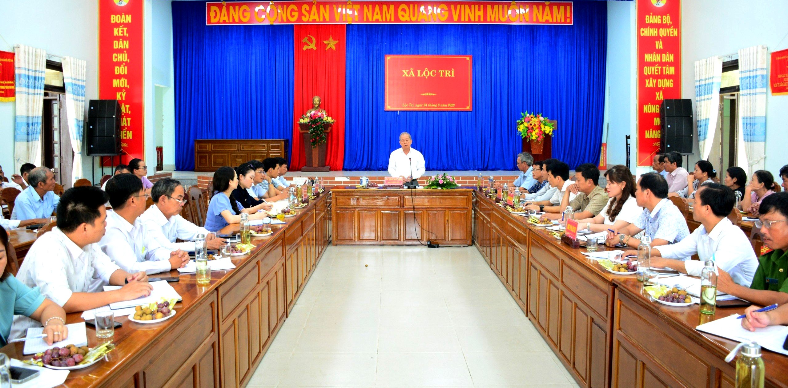 Gắn chương trình triển khai các nghị quyết của Tỉnh ủy với trách nhiệm người đứng đầu