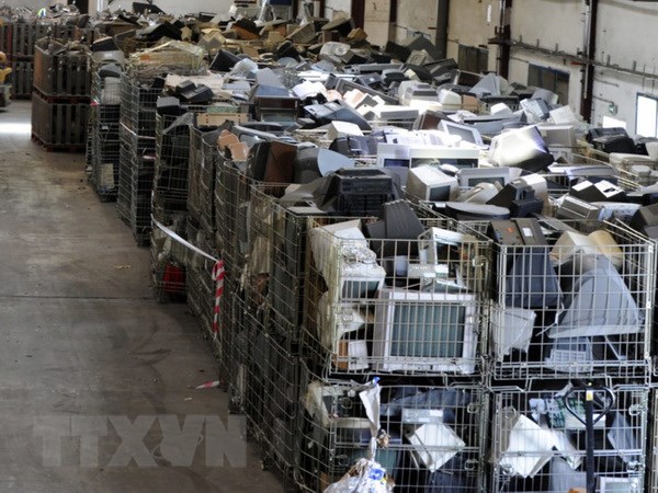 ASEAN và Nhật Bản hợp tác thu hồi kim loại quan trọng từ rác thải điện tử