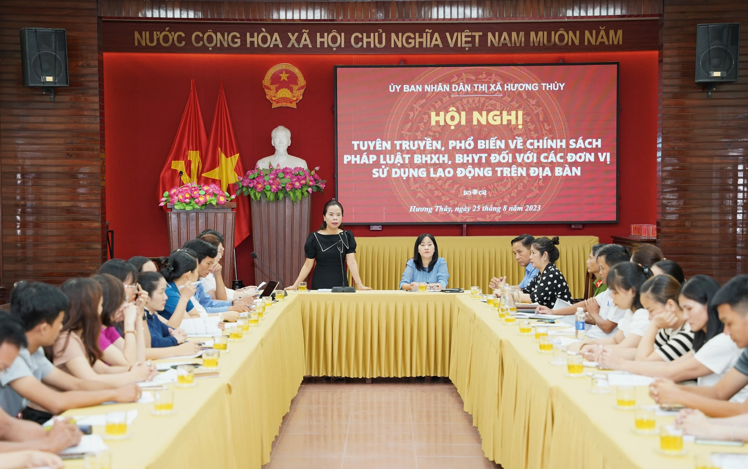 Phổ biến chính sách bảo hiểm xã hội, bảo hiểm y tế cho doanh nghiệp