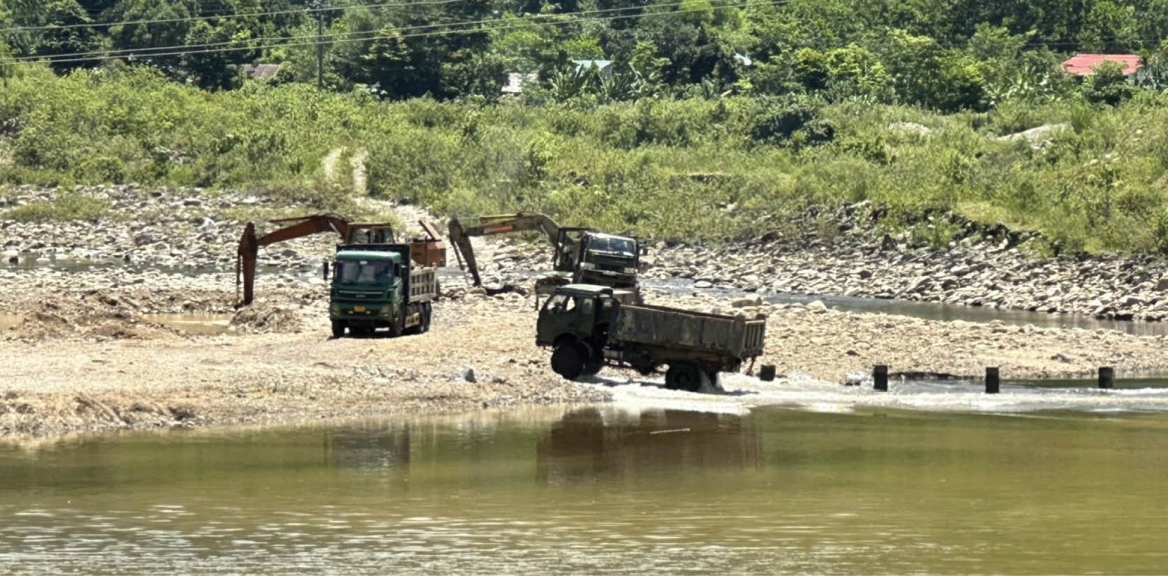 Quản lý vật chất nạo vét tại Cụm dự án Nhà máy thủy điện A Lin