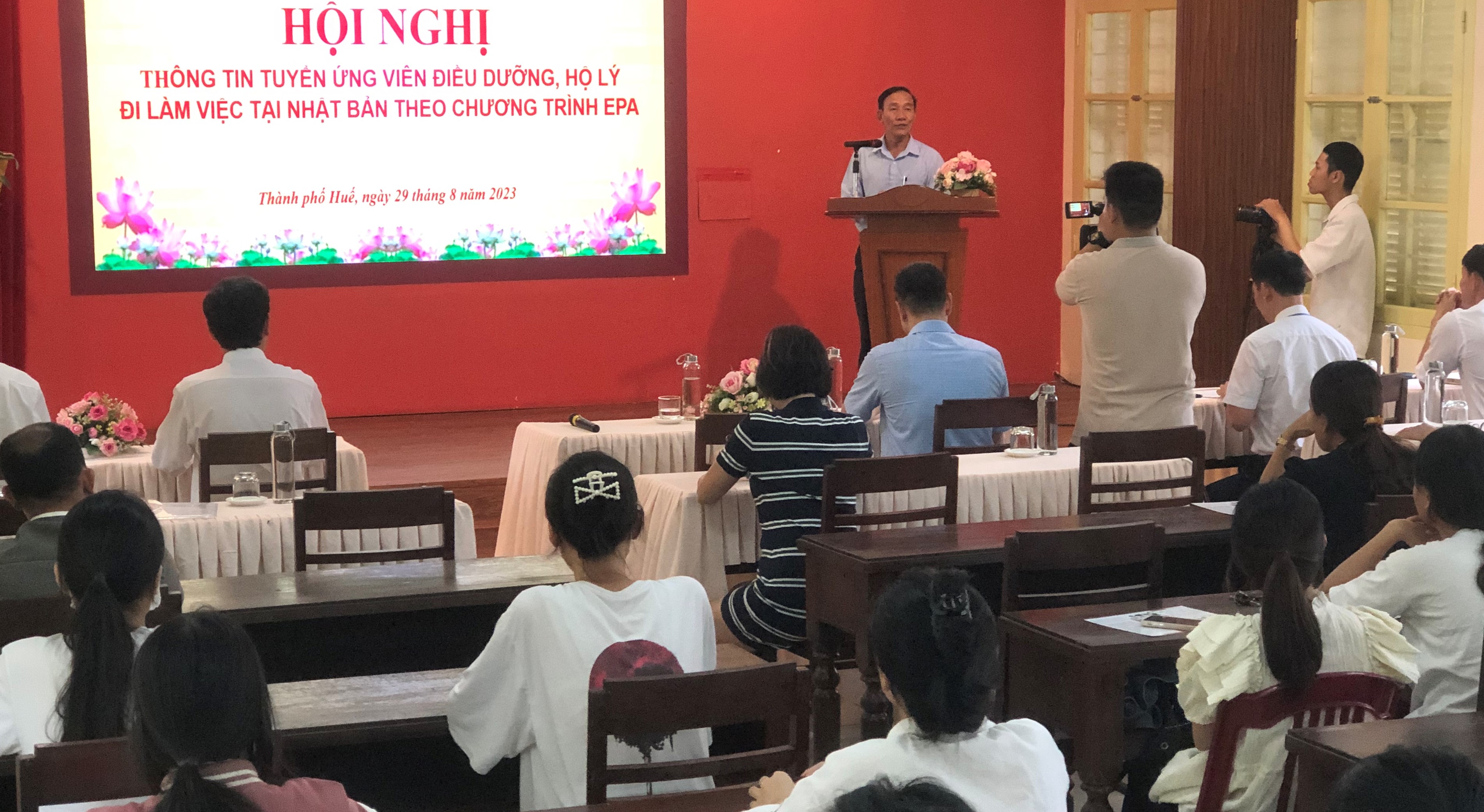 Thông tin về chương trình tuyển chọn điều dưỡng, hộ lý đi làm việc tại Nhật Bản