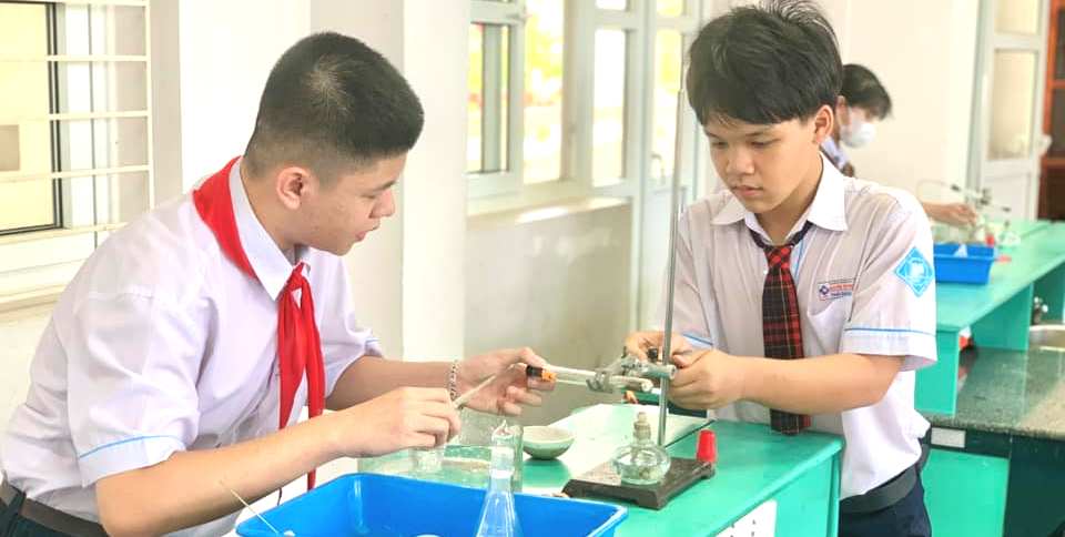 Đáp ứng yêu cầu thực hiện Chương trình giáo dục phổ thông 2018