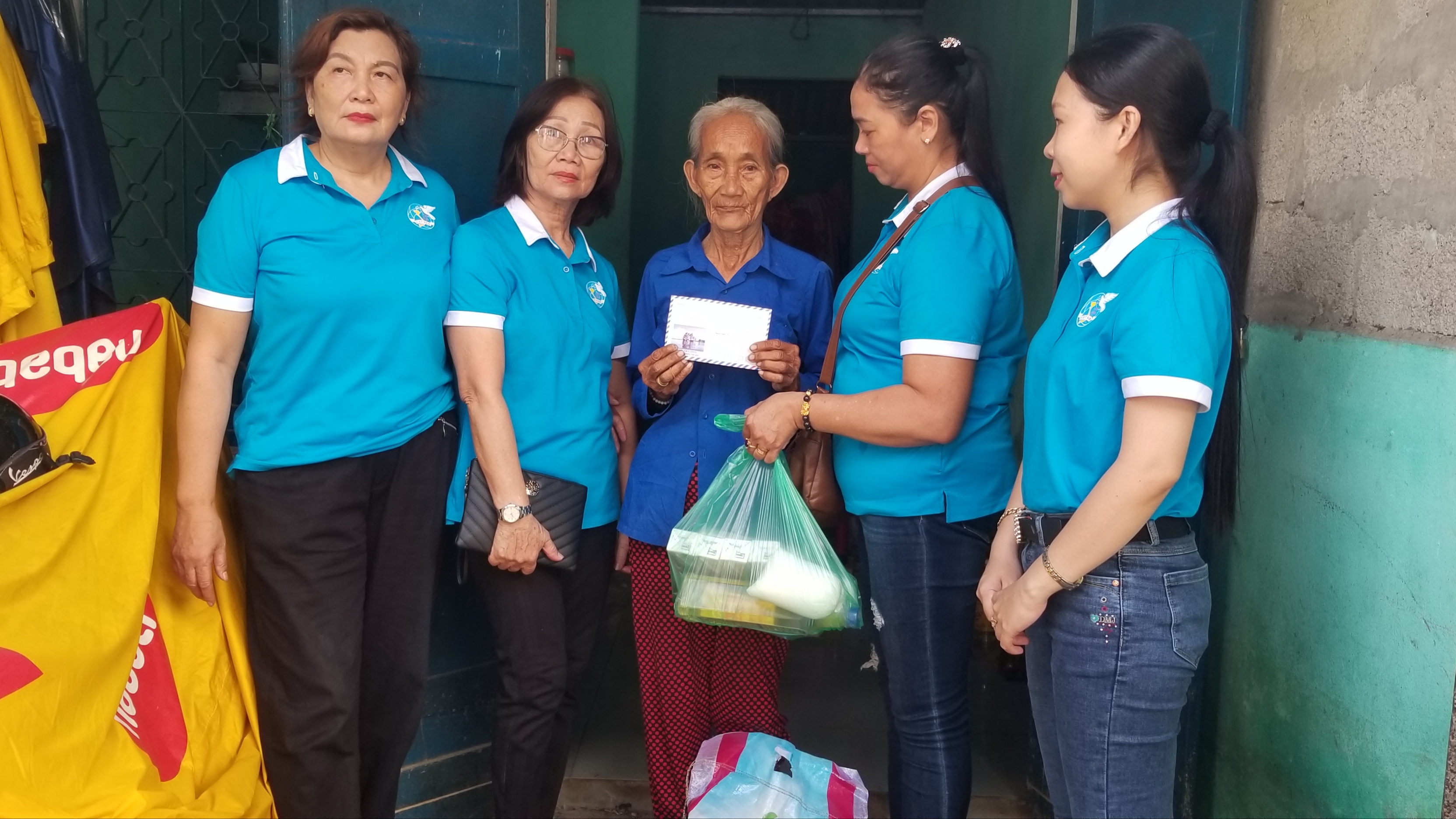 Rà soát hộ nghèo, hộ cận nghèo và xác định hộ có mức sống trung bình