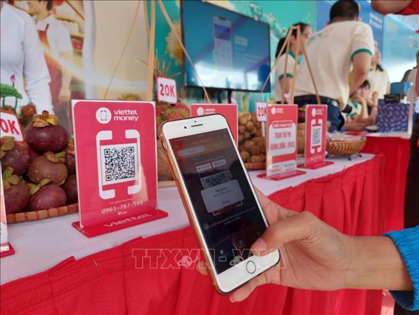 Thúc đẩy thanh toán không dùng tiền mặt trong thương mại điện tử